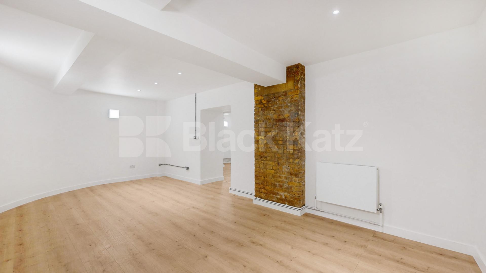  beautifully refurbished live/work one-bedroom apartment, Springfield House lofts - Tyssen Street, Dalston